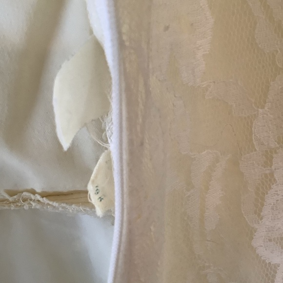 Vintage 1950’s Warm Ivory Chantilly Lace Wedding Gown Dress Prairie Cottagecore - Picture 15 of 16